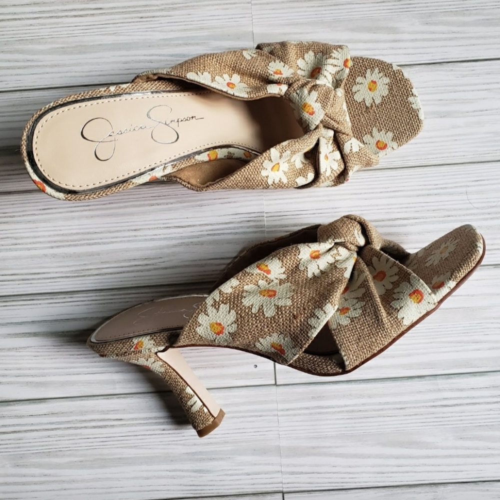 Jessica Simpson Mayxie Sandal